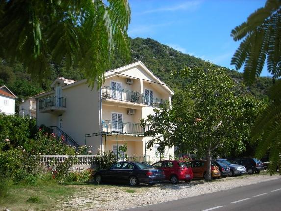 Apartmani Villa Radovic Risan Esterno foto