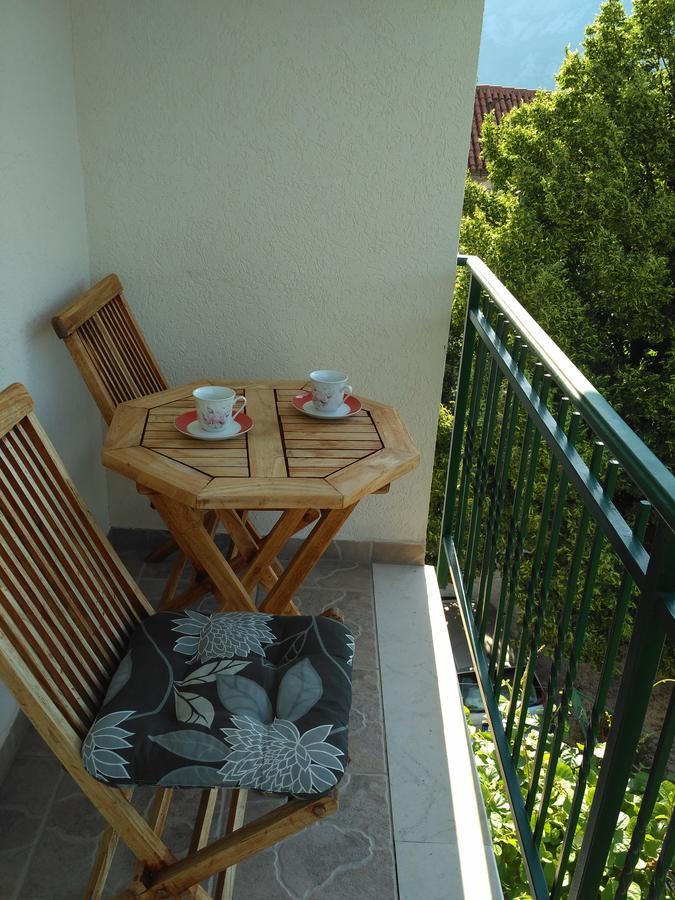 Apartmani Villa Radovic Risan Esterno foto