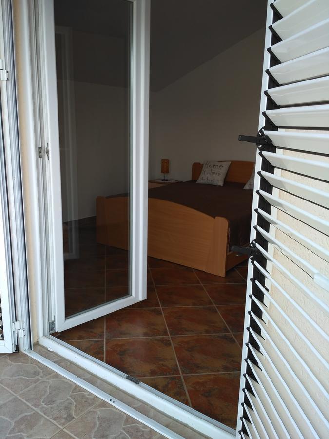 Apartmani Villa Radovic Risan Esterno foto